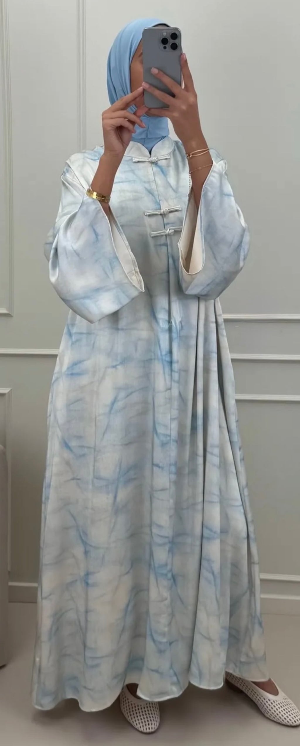 Robe Blue
