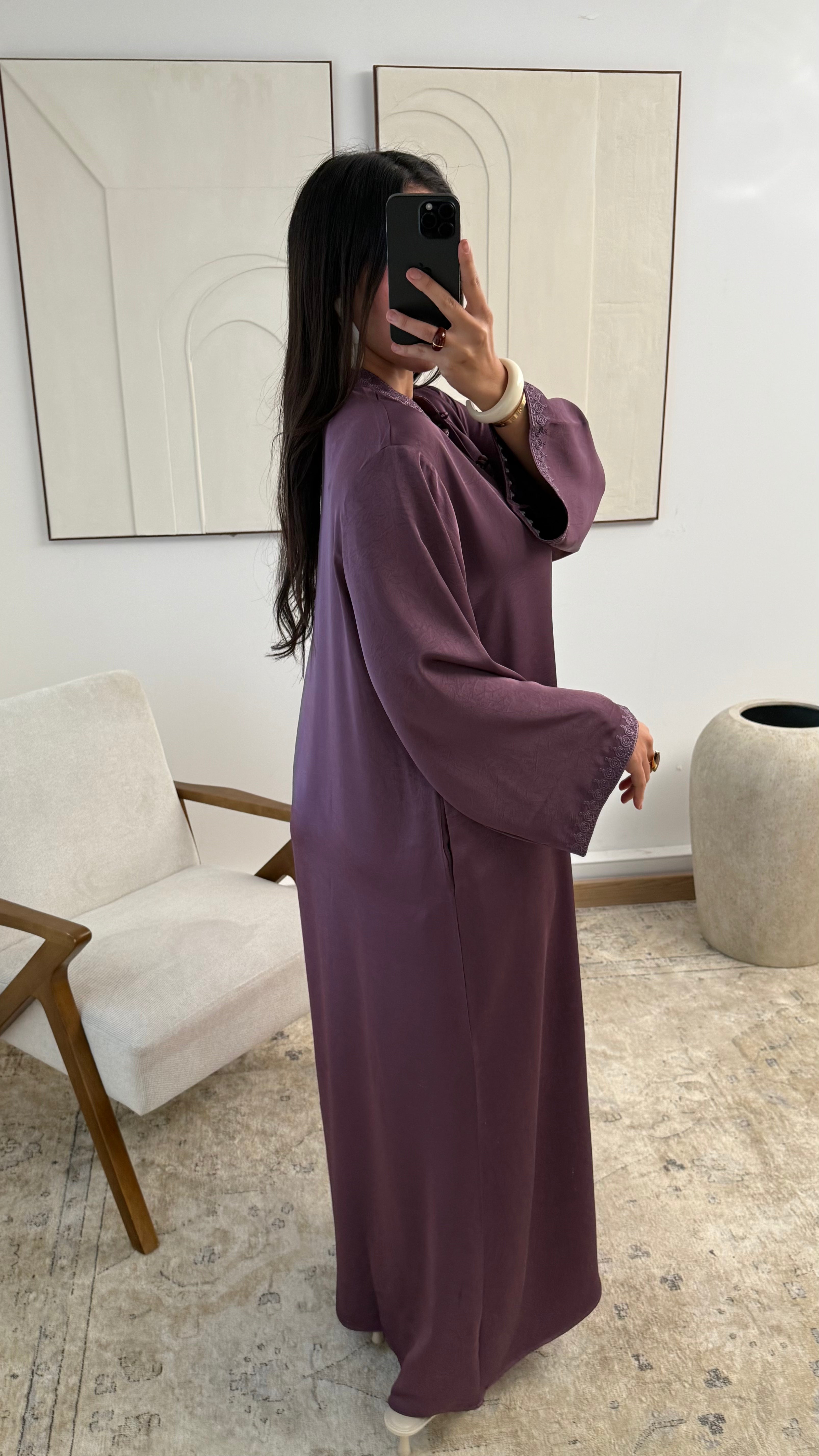 Robe Nayla
